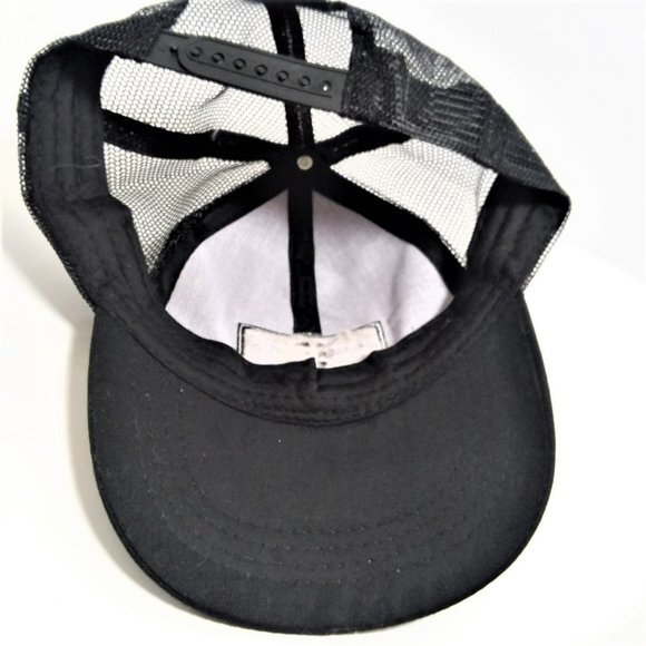 VTG Liberty University Snapback Mesh Trucker's Hat Adjustable Ball Cap Lynchburg - Picture 2 of 4